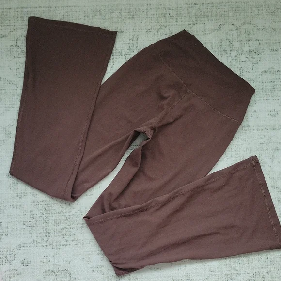 Yogalicious Cocoa Flare Pants - Picture 6 of 8